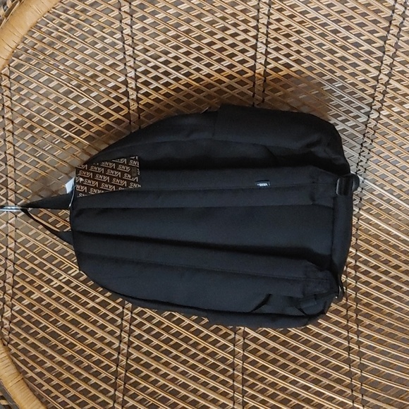 New 🌸HP🌸VANS Classic Black And White Old skool  Backpack 16½" L x 12¾" W x 4… - Picture 7 of 12